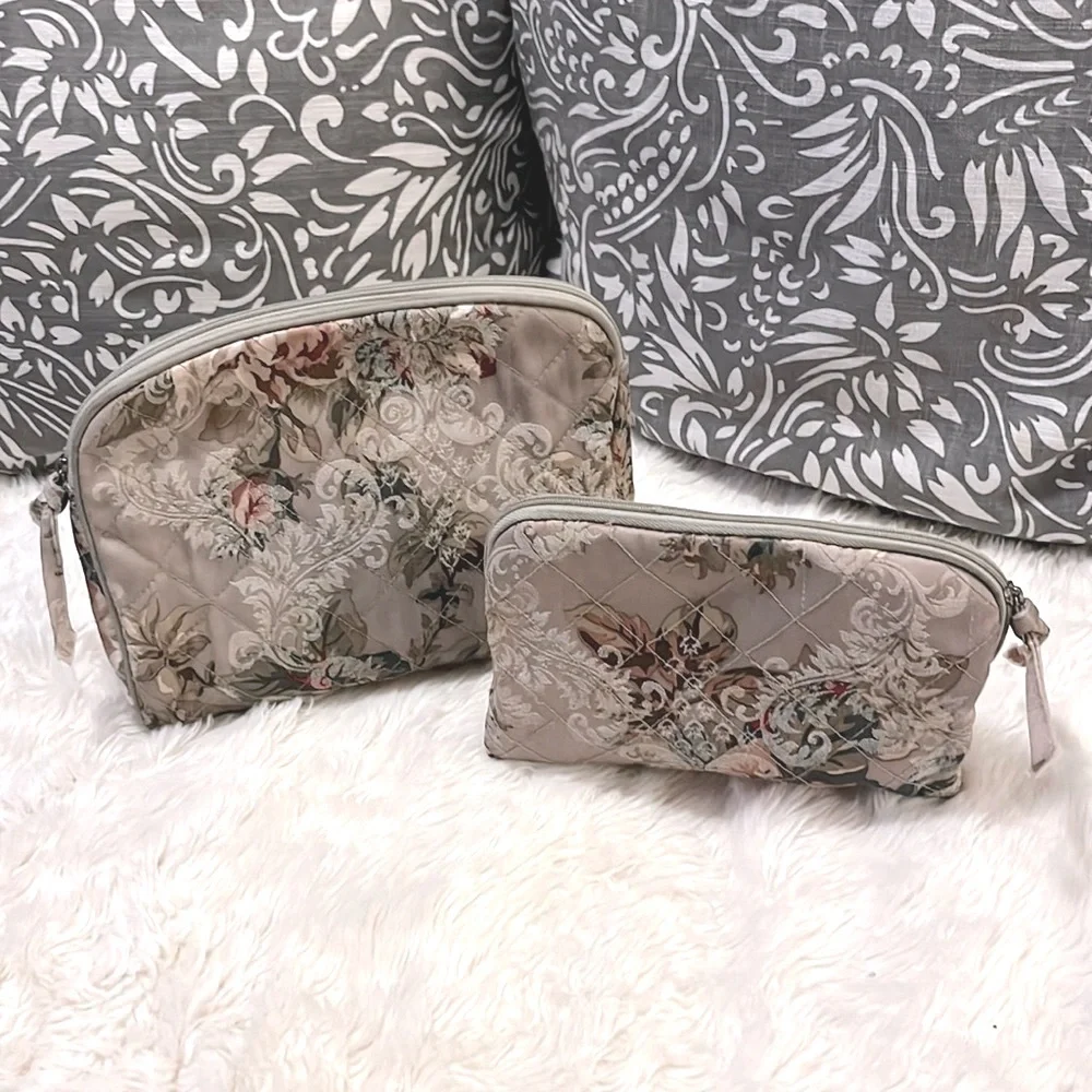 Two Women’s Matching Quilted Floral Zipper Pocket Make-up Bags